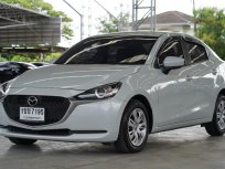 2020 Mazda 2 1.3 E Sports รถเก๋ง 4 ประตู 