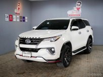2017 Toyota Fortuner 2.4 V 4WD SUV 