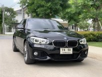 2016 BMW 118i 1.6 M Sport สีดำเบาะแดง 