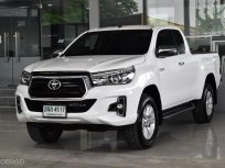 2018 Toyota Hilux Revo 2.4 E Prerunner รถกระบะ ฟรีดาวน์