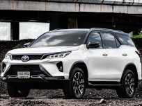 2020 Toyota Fortuner 2.8 Legender SUV รถสวย