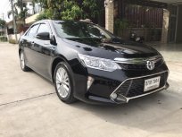 2016 Toyota CAMRY 2.5 Hybrid รถเก๋ง 4 ประตู รถบ้านมือเดียว