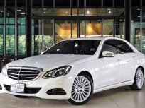 2015 Mercedes-Benz E300 2.1 Executive Blue TEC HYBRID รถเก๋ง 4 ประตู รถสวย