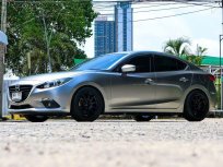 2016 Mazda 3 2.0 C Sports รถเก๋ง 4 ประตู ออกรถ 0 บาท