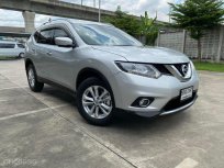 ขายรถ 2015 Nissan X-Trail 2.0 V 4WD SUV 