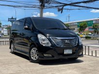 2011 Hyundai H-1 2.5 Deluxe รถตู้