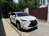 2015 Lexus NX300h 2.5 Luxury รถเก๋ง 4 ประตู 