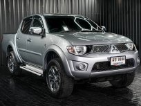 2015 Mitsubishi TRITON 2.5 GLS Plus รถกระบะ ออกรถง่าย