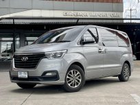 2019 Hyundai H-1 2.5 Touring   รถบ้านมือเดียว