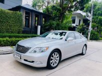 Lexus LS460 รถศูนย์ Lexus Thailand ปี08 แท้ สภาพใหม่มาก Maintenance ล่าสุดปลายเดือน 1/65  มีใบเสร็จ