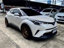 2018 Toyota C-HR 1.8 HV Hi รถเก๋ง 5 ประตู รถบ้านมือเดียว