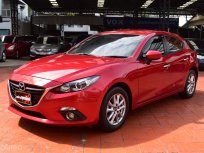 2016 Mazda 3 2.0 E Sports รถเก๋ง 5 ประตู ฟรีดาวน์