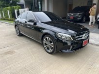 2019 Mercedes-Benz C220 2.0 d Avantgarde รถเก๋ง 4 ประตู รถสภาพดี มีประกัน