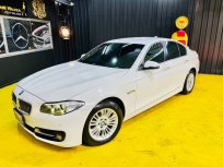 2015 BMW 520i 2 รถเก๋ง 4 ประตู ออกรถง่าย