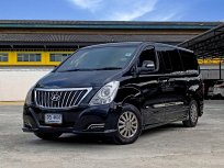 2017 Hyundai H-1 2.5 Deluxe   รถสภาพดี มีประกัน