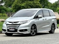 2014 Honda Odyssey 2.4 EL  ออกรถง่าย