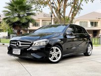 2014 Mercedes-Benz A180 รถเก๋ง 5 ประตู รถบ้านแท้