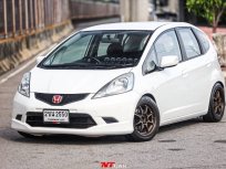 2009 Honda JAZZ 1.5 SV รถเก๋ง 5 ประตู 