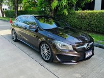 2015 Mercedes-Benz CLA250 AMG 2.0 Shooting Brake Sport รถสวย