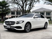 2017 Mercedes-Benz E350e 2.0 e Avantgarde รถเก๋ง 4 ประตู 