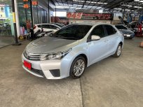 2015 Toyota Corolla Altis 1.8 E รถเก๋ง 4 ประตู 