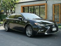 Lexus ES300h 2.5 Premium 2016 