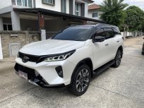 2020 Toyota Fortuner 2.4 Legender 4WD SUV รถบ้านมือเดียว