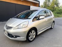 2009 Honda JAZZ 1.5 SV รถเก๋ง 5 ประตู 