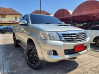 2013 Toyota Hilux Vigo 2.5 E Prerunner VN Turbo 4WD รถกระบะ รถสภาพดี มีประกัน