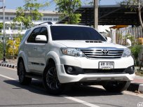 TOYOTA FORTUNER 3.0V 4WD TRD Sportivo แท้ A/T ปี 2012 รถบ้านแท้ๆ ดูแลดีมาก รถสมบูรณ์พร้อมใช้