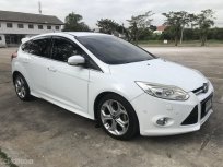 2015 Ford FOCUS 2.0 Titanium+ รถเก๋ง 4 ประตู ไมล์ 130000 กม มือเดียวป้ายแดง