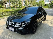 จองให้ทัน Mercedes Benz GLA250 AMG Dynamic สีดำ ปี 2019 