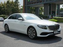 2018 Mercedes-Benz E350e 2.0 e Exclusive รถเก๋ง 4 ประตู 