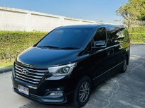 จองให้ทัน Hyudai H1 2.5 ดีเซล Duluxe สีดำ ปี 2019 