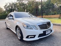 2011 Mercedes-Benz E200 CGI 2.0 Sport รถเก๋ง 4 ประตู รถสวย