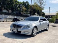 ขายรถ Mercedes Benz E200 1.8 CGI BlueEFFICIENCY ELEGANCE ( W212 ) ปี  2011