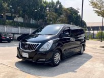 ขายรถ HYUNDAI H-1 Deluxe 2.5 ปี 2017จด2018