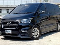 HYUNDAI H-1 DELUXE 2015