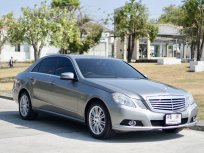 2010 Mercedes-Benz E200 2.0 Avantgarde รถเก๋ง 4 ประตู รถสวย