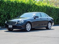2016 Mercedes-Benz E220 2.0 d Exclusive รถเก๋ง 4 ประตู รถบ้านแท้