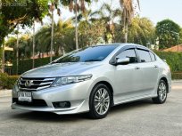 2013 Honda CITY 1.5 SV i-VTEC รถเก๋ง 4 ประตู 