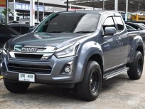 2017 Isuzu D-Max เลือก รถกระบะ ออกรถ 0 บาท