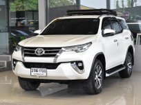 2019 Toyota Fortuner 2.4 V SUV รถบ้านแท้