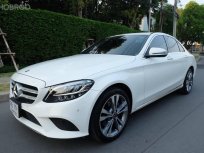 2019 Mercedes-Benz C220 2.0 d Avantgarde รถเก๋ง 4 ประตู 
