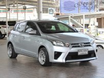 2015 Toyota YARIS 1.2 E รถเก๋ง 5 ประตู 