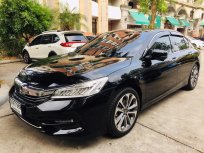 2016 HONDA ACCORD 2.0EL รุ่นTOPมือเดียวตั้งแต่ป้ายแดง (จด2017) ประวัติศูนย์ เจ้าของขายเอง