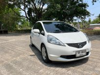 2010 Honda JAZZ 1.5 V i-VTEC รถเก๋ง 5 ประตู 
