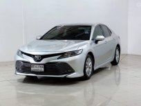 2018 Toyota CAMRY 2.0 G ฟรีดาวน์ รับรถ 0 บาท ราคาถูก ผ่อนสบาย 
