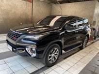 Toyota Fortuner 2.4 V รถบ้านมือเดียว ไมล์น้อย เจ้าของขายเอง *ลดราคา*