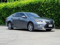 2016 Lexus ES300h 2.5 Grand Luxury รถเก๋ง 4 ประตู รถสวย